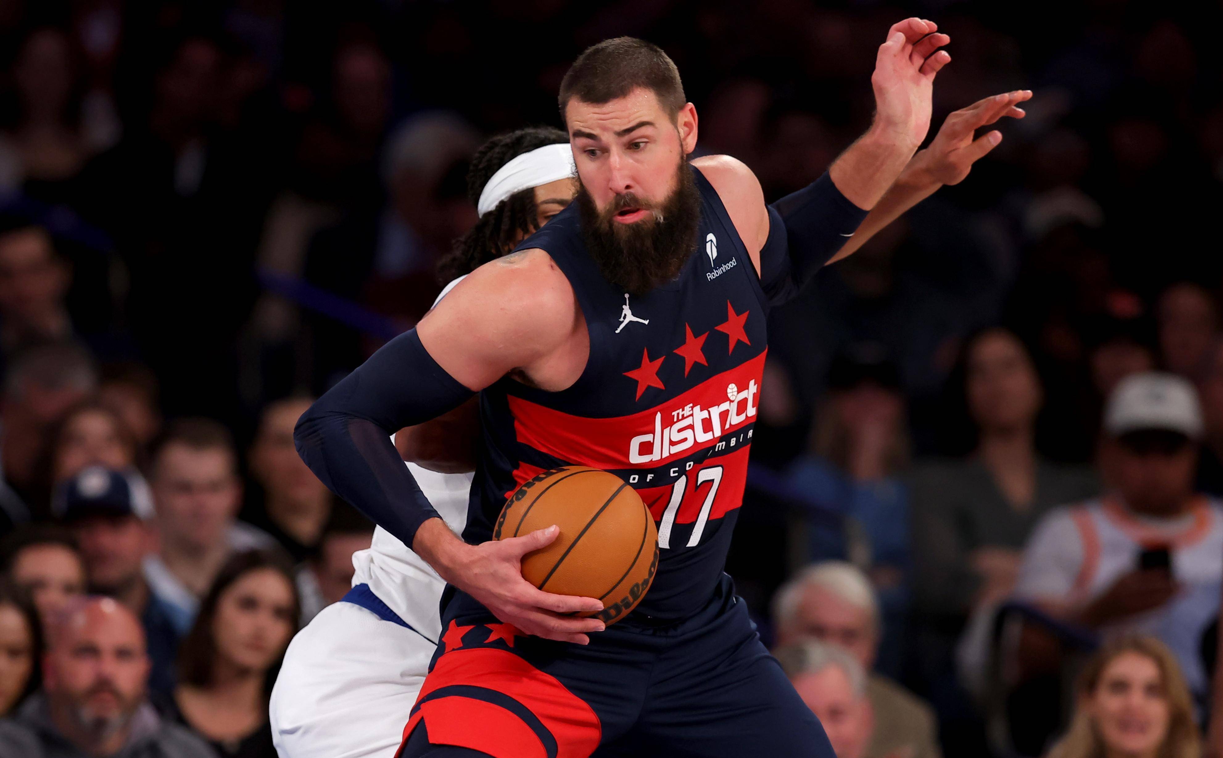 KD生涯1000场31+4+9太阳灭开拓者4连胜布克28+