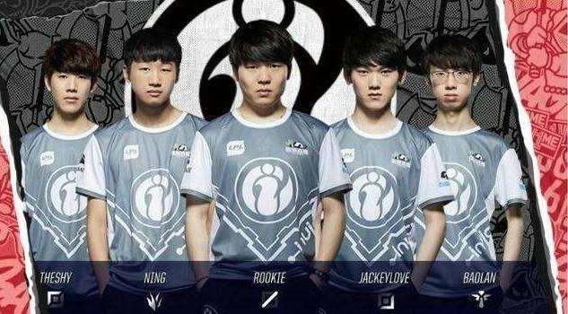 又是一個糟糕的防線！梅西美職聯首秀替補登場破門！.